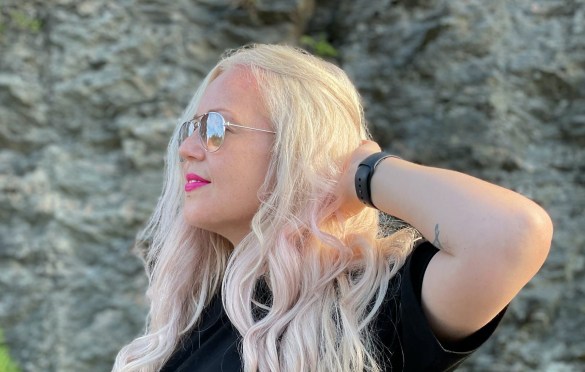 The “Spotlight” Is On ANNIKEN’s New Single Off Upcoming Album “Climb Out of Hell”