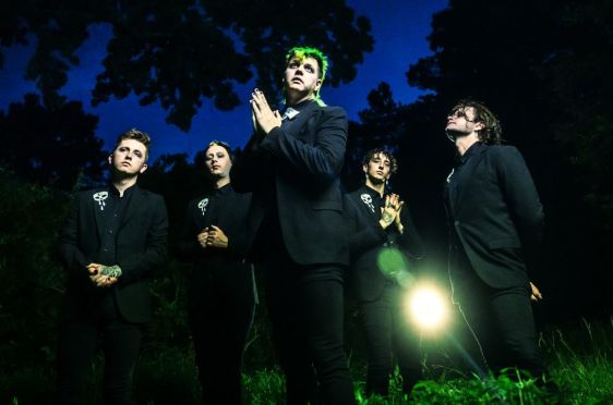 THE FUNERAL PORTRAIT Release Cover of Radiohead’s “Creep” In Collaboration with THE HOT TOPIC FOUNDATION