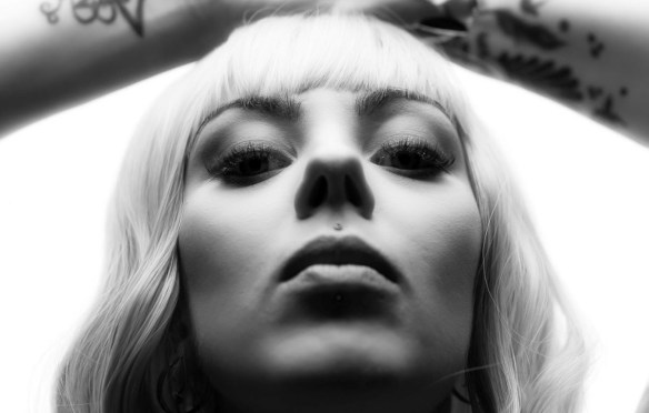 Rioghan released a stunning version of “Toxic”
