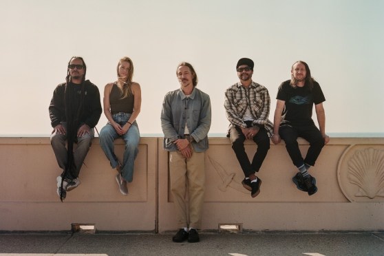 Incubus Re-Issues Iconic Album With “Morning View XXIII”
