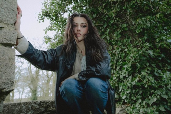 Belfast Indie artist set to unveil raw & raucous “BITE”