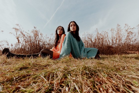 Folk Pop Twins LULLANAS Release Debut LP ‘Pretty Lies & Time Machines’