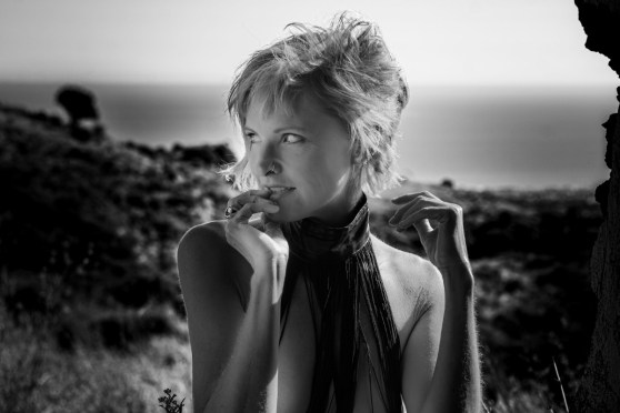 Charlotte New Single Entre Dos Tierras