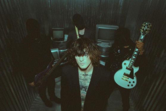 ROCKER JAGER HENRY RELEASES DEBUT EP HEART OF THORNS