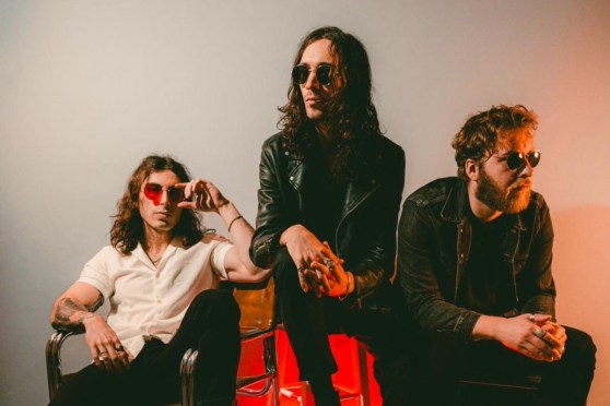 BRKN LOVE Shares Brand-New Single “20/20 Vision” + Lyric Video