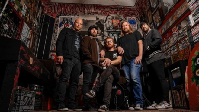 CARSEX Share New Track “Sitting Ducks”