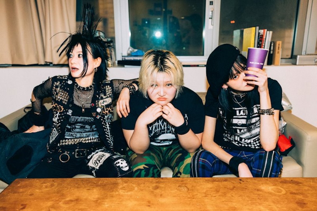 Rumkicks an South Korean all female punk band to release their new album “Hit A Nerve” on July 25