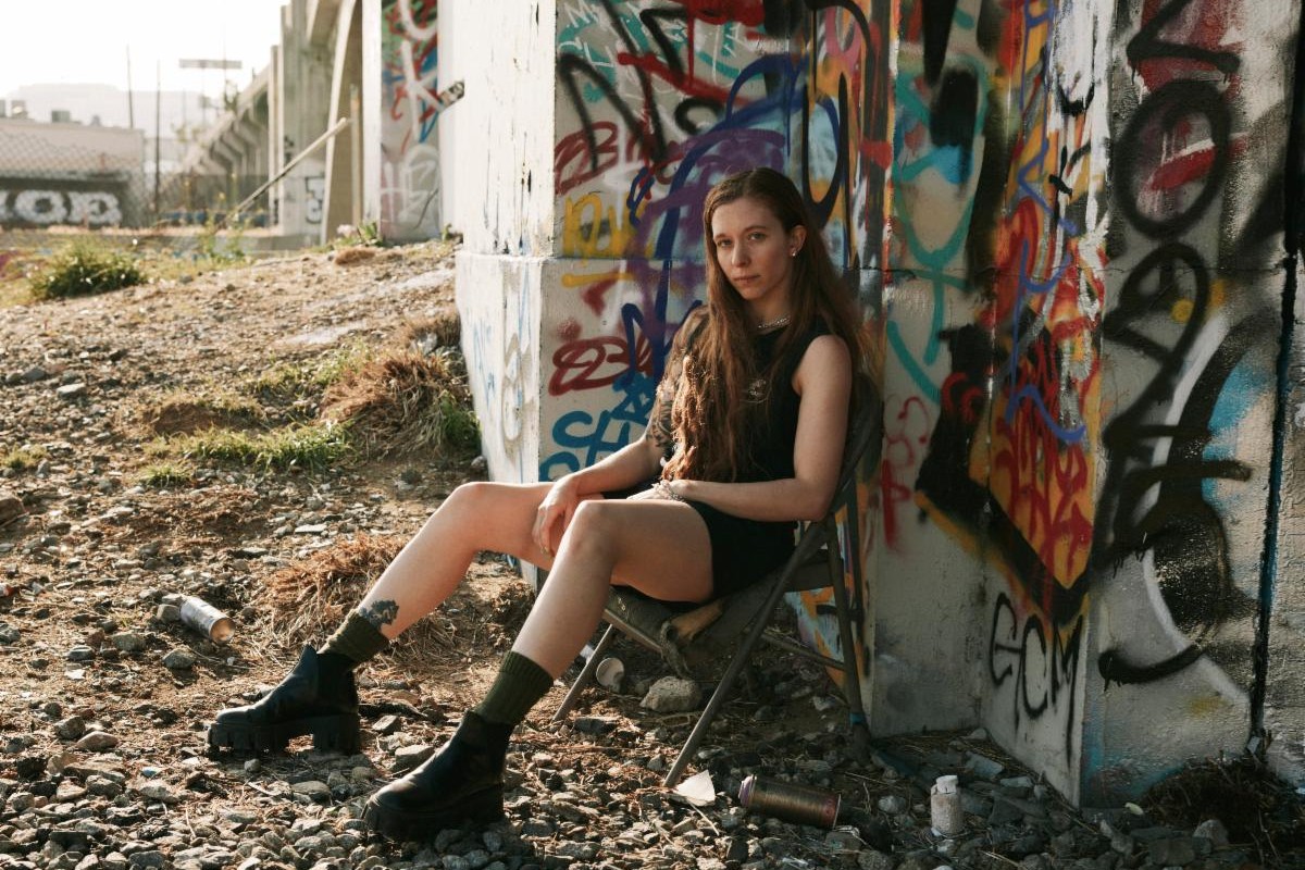 Reba Meyers Releases “Clouded World” EP; U.S. Tour Kicks Off Next Week