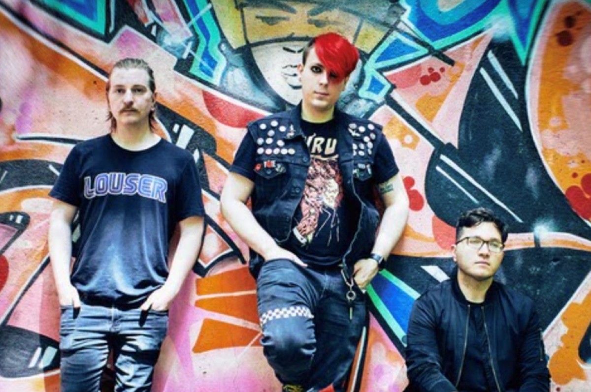 NEW JERSEY’S JOKER’S REPUBLIC, EXAMINES HOW THE WORLD AROUND US TURNS US INTO SHELLS OF OUR FORMER SELVES ON “DEAD INSIDE,” THE THIRD SINGLE OFF THEIR UPCOMING PUNKERTON RECORDS FULL-LENGTH DEBUT, THE HAND YOU’VE BEEN DEALT