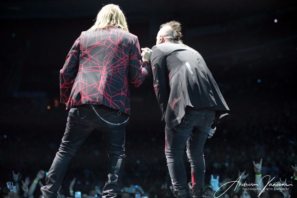 LIVE REVIEW: Three Days Grace co-headline tour with Breaking Benjamin