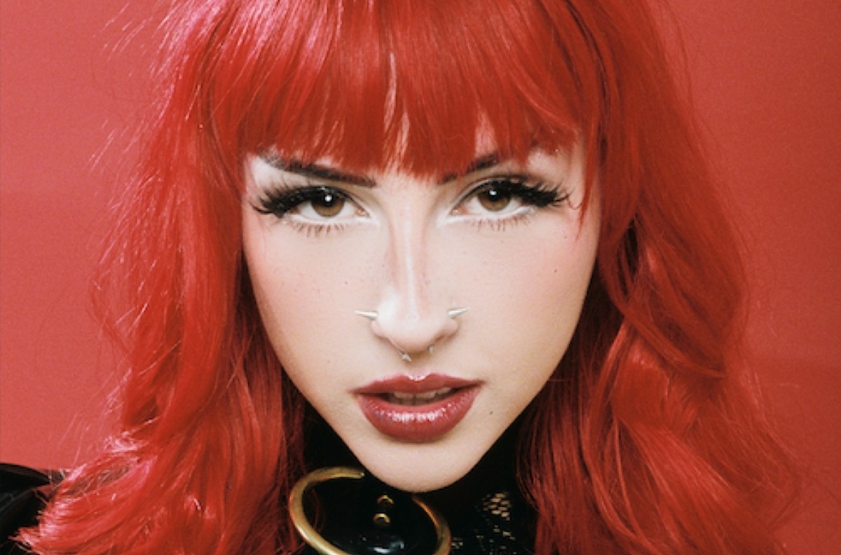 Vana Announces First US Headline Run – Vana: The Lady In Red Tour