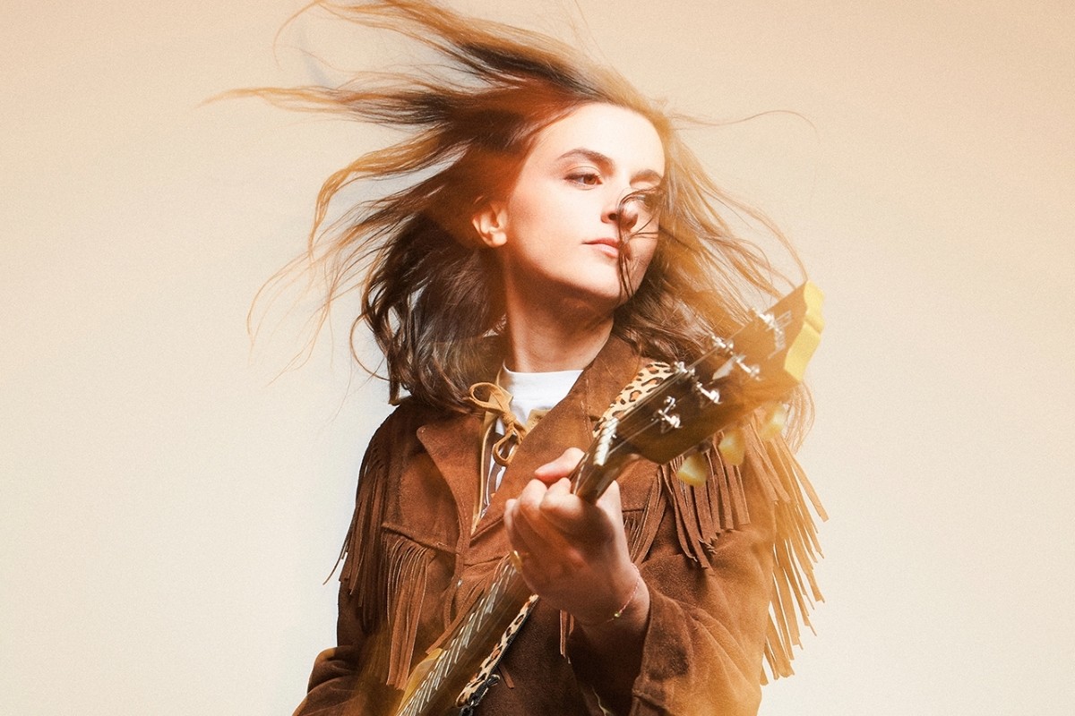 Laura Cox Releases “The Broken” Video