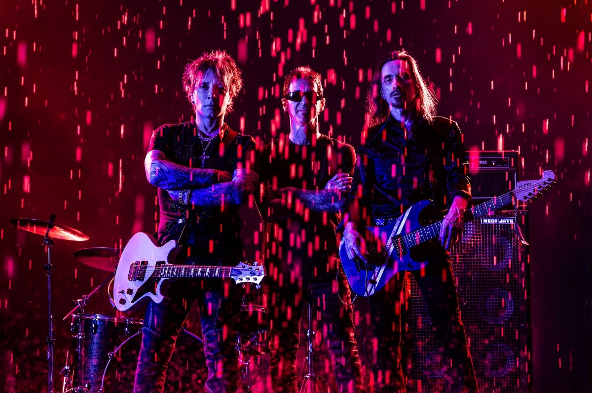 BILLY MORRISON Teams With Sully Erna And Nuno Bettencourt For “Becoming,” The First Track From Morrison’s New Album ‘Hollow’