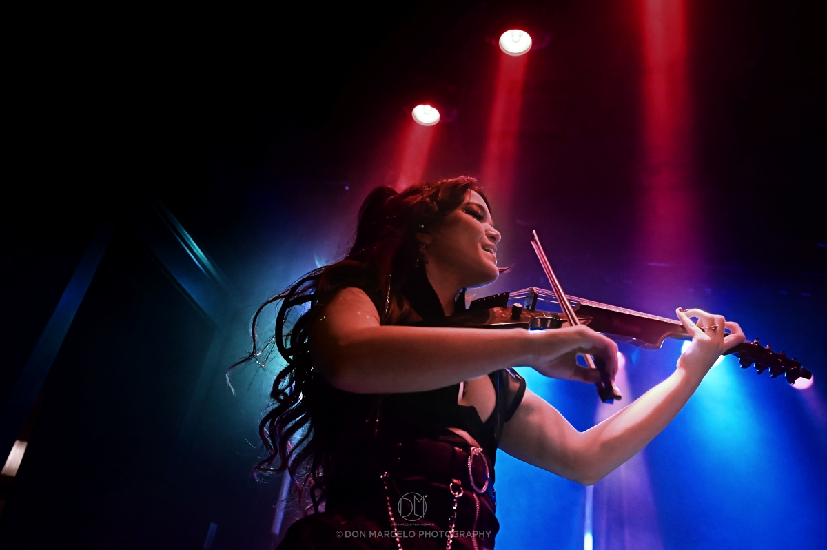ELECTRIC VIOLINIST, MIA ASANO, CONQUERED AND SLAYED THE FIRST NIGHT OF HER FIRST EVER U.S. HEADLINER TOUR ON FEBRUARY 28, 2026 WITH A SOLD OUT SHOW AT THE MOROCCAN LOUNGE IN LOS ANGELES, CA, BY DON MARCELO