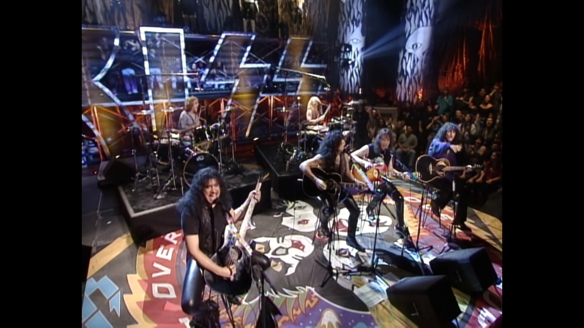 ROCK N ROLL HALL OF FAME LEGENDS KISS OFFER RARE FOOTAGE TO KISS ARMY MEMBERS IN HONOR OF “KISS MTV UNPLUGGED” 30TH ANNIVERSARY