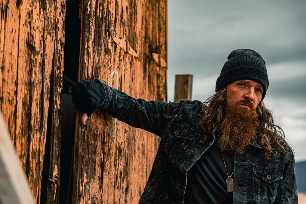 Tim Montana Announces New Album ‘Entire State of Tim Montana’, Featuring Slash, Billy F Gibbons, Charlie Sheen & More