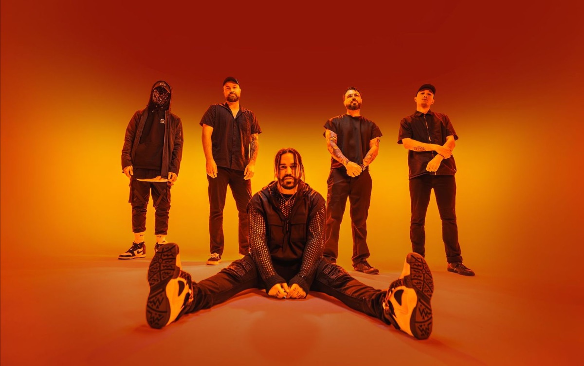 VRSTY Announce New Album “ícon” and Share “sugar” Video