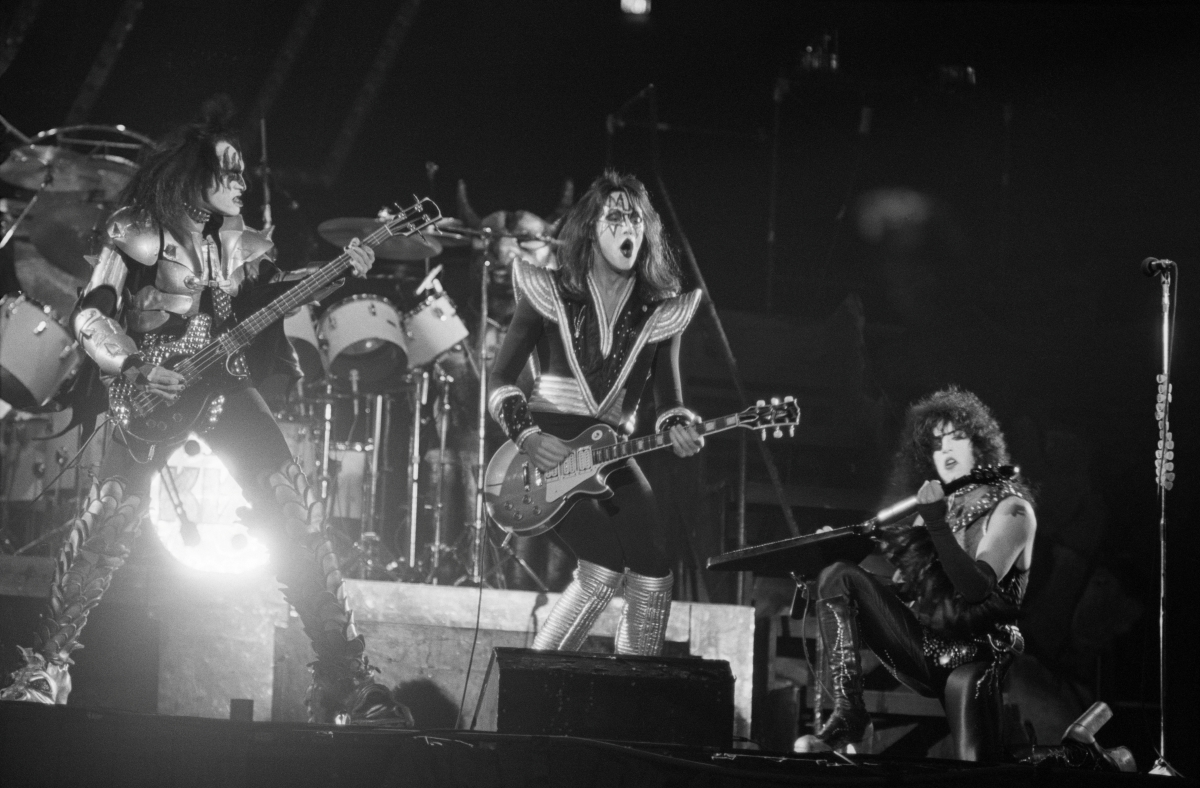 ICONIC ROCK BAND KISS ANNOUNCES UPCOMING KISS: END OF THE ROAD DOCUMENTARY CHRONICLING END OF THE ROAD WORLD TOUR